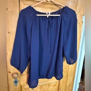🎉Laundry by Shelli Segal Navy Sheer Blouse Very Lightweight Size Medium